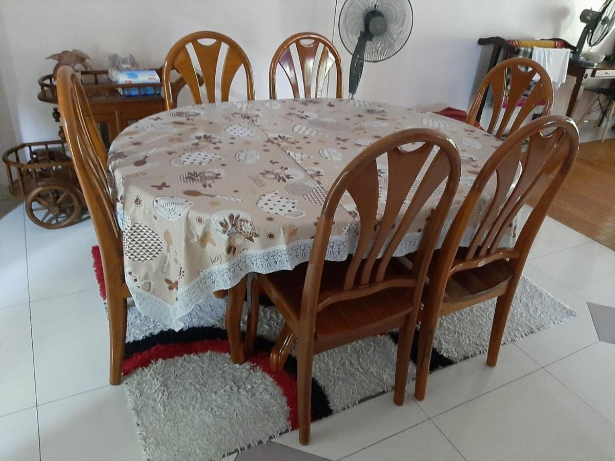 Twin Castle Homestay Kuala Pilah Exterior foto