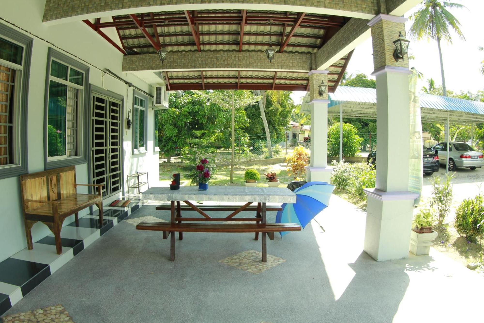 Twin Castle Homestay Kuala Pilah Exterior foto